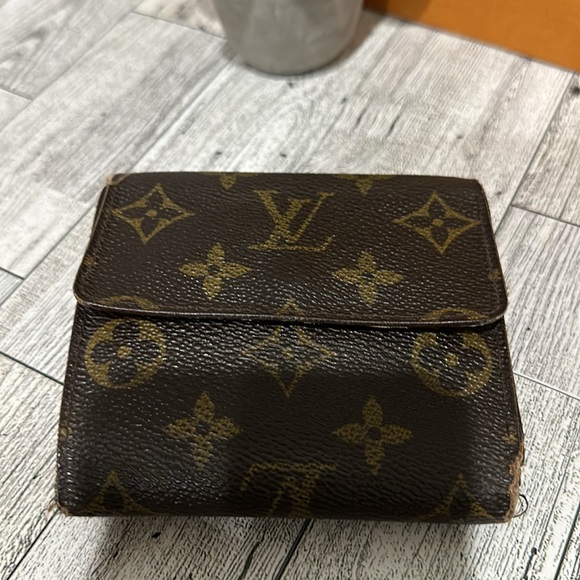 Louis Vuitton Authentic still usable /wallet - Picture 11 of 11